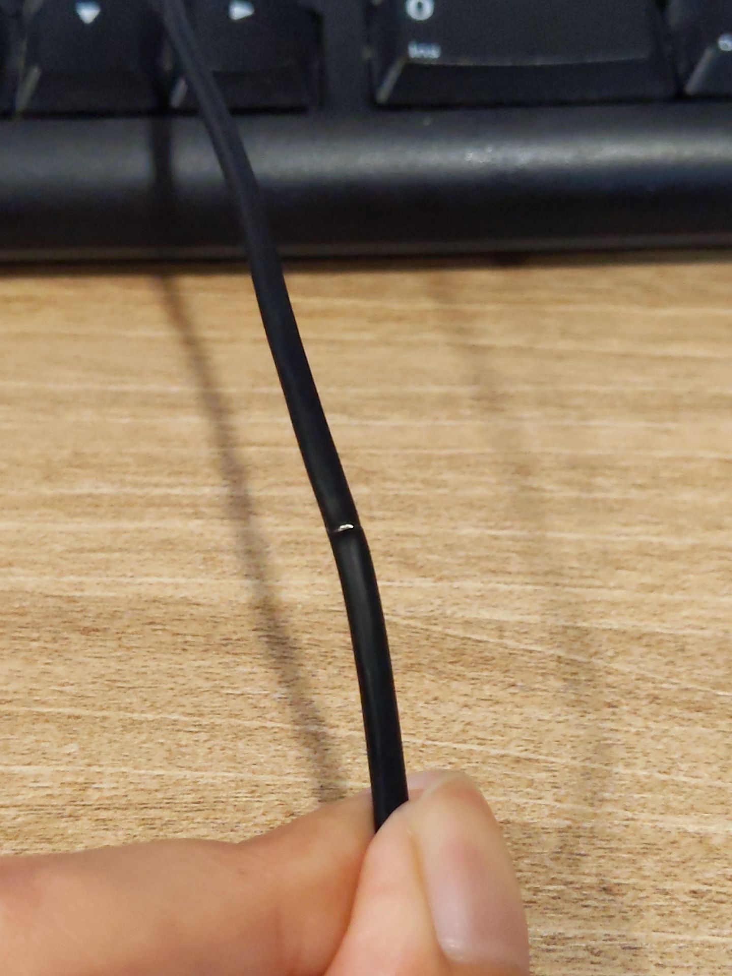 Mới nhận hàng dây đã đứt gãy nhiều chỗ