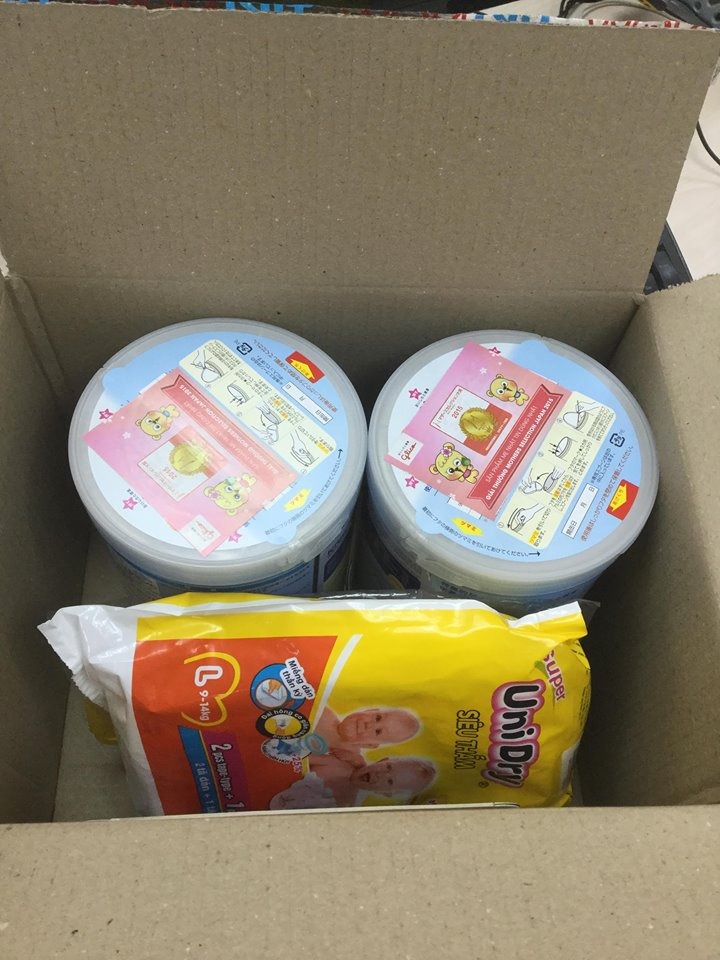 Khuyến mãi ghi mỗi hộp tặng 1 gói tã, mua 2 hộp cũng chỉ tặng 1 gói, tốn thêm phí giao nhanh nữa mà giao hàng thiếu, k giống như đã đăng trên web