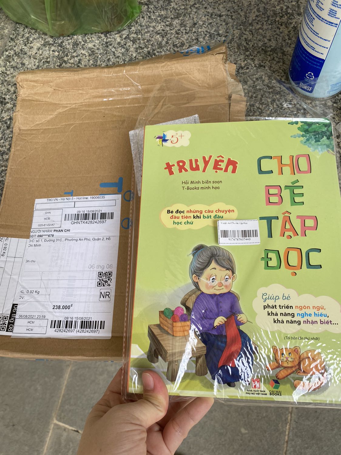 Đã giao hàng thiếu cho tôi, tôi mua 3 cuốn