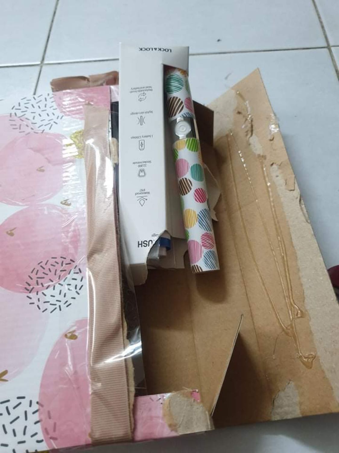 GIAO NHẦM HÀNG CHO MÌNH RỒI Ạ GIAO NHẦM HÀNG CHO MÌNH RỒI Ạ