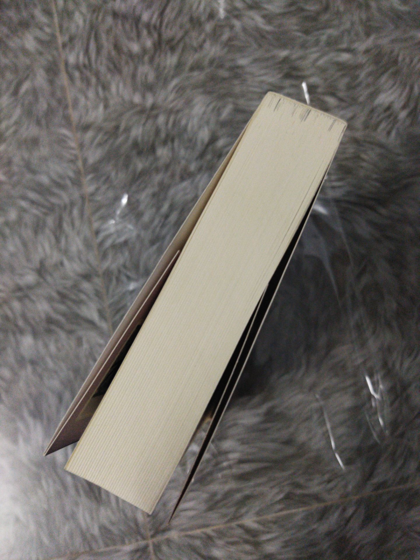 sách đẹp, rất mới, còn nguyên màng bọc, đóng gói kỹ càng, giao hàng nhanh