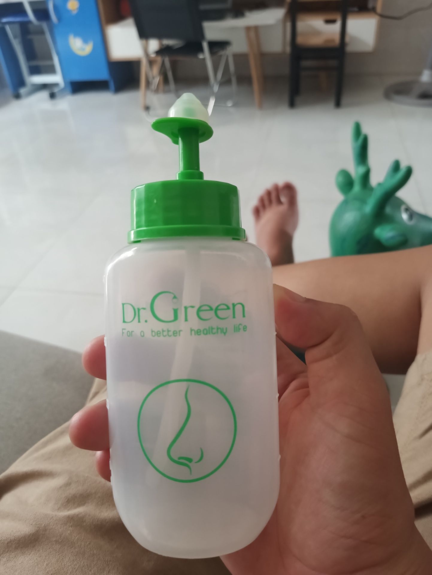 hộp nhựa dẻo, đầu silicol mềm, cảm nhận đầu ok, ko biết chất lượng thế nào