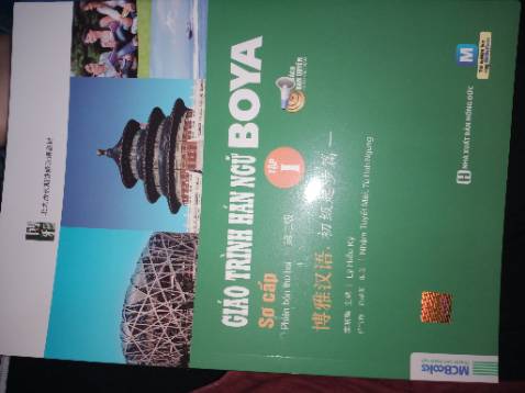 Chỉn chu, sách mới, rõ nét, đúng hạn. Tuy nhiên, có vẻ góc sách có vẻ bị tác động. Không biết là do cách đóng gói hay sao vậy?