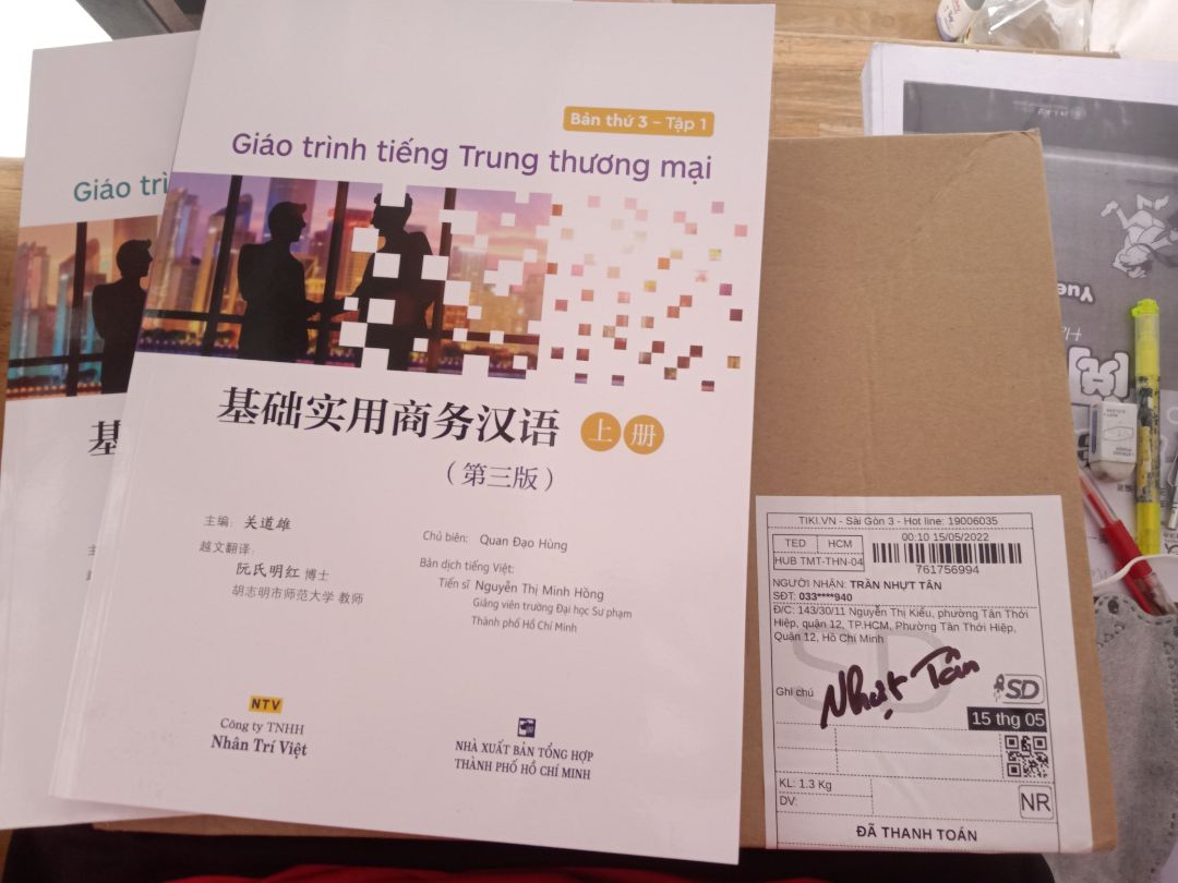 giao hàng sách, sách đẹp, chất lượng, mình rất hài lòng.