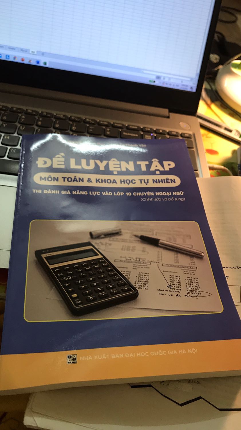 Mua cho cô em gái để học tập. Tikinow giao nhanh đúng giờ nữa