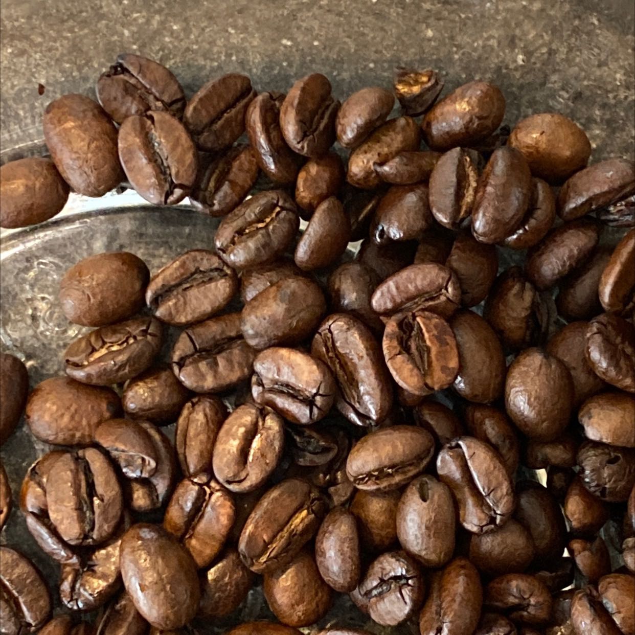 Ok, cafe thơm, uống vị rất ngon. Sẽ tiếp tục ủng hộ shop. 
Rất đáng tiền!