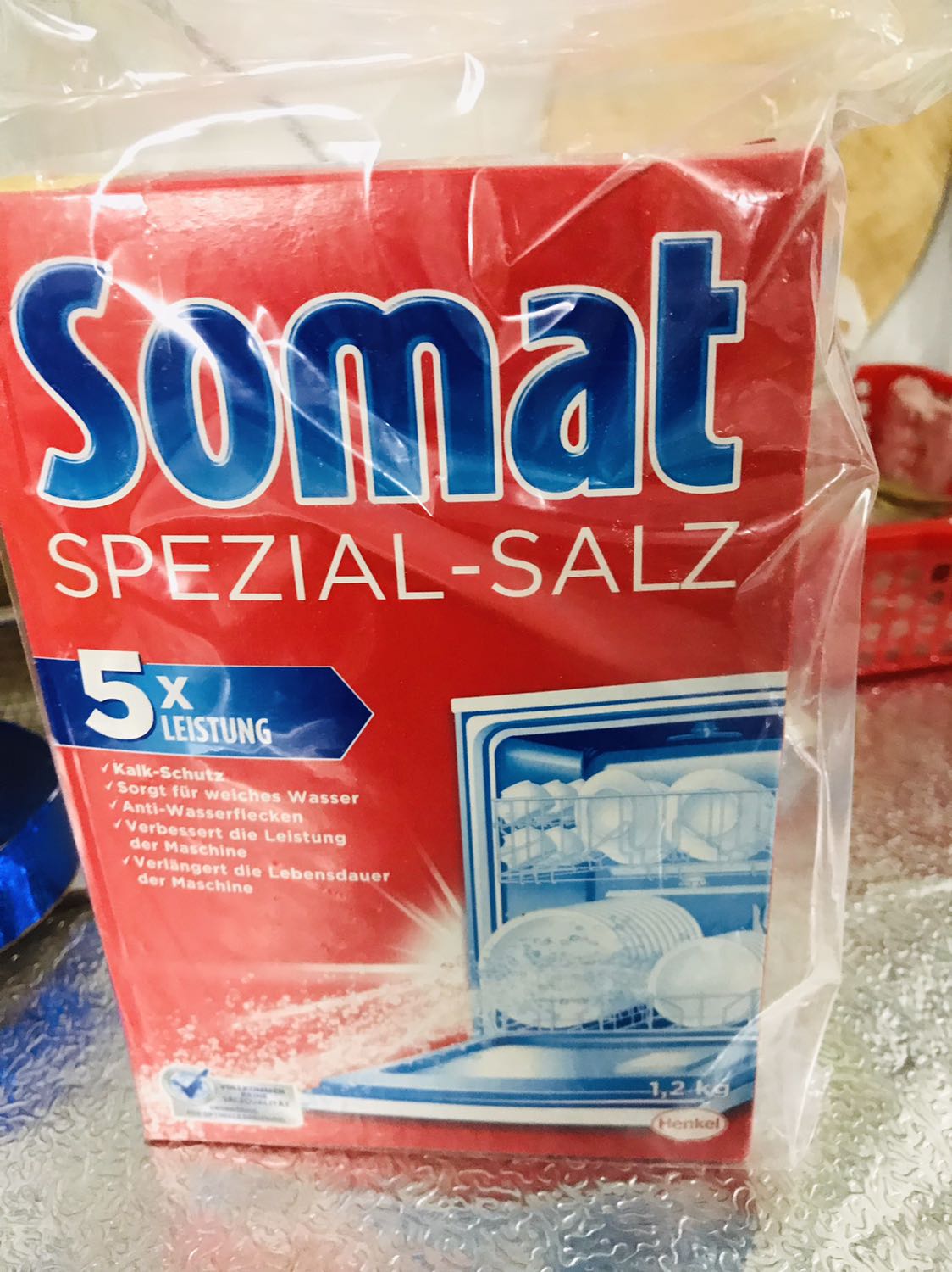 Mình nhận ko phải là muối của finish mà là hộp màu đỏ này.