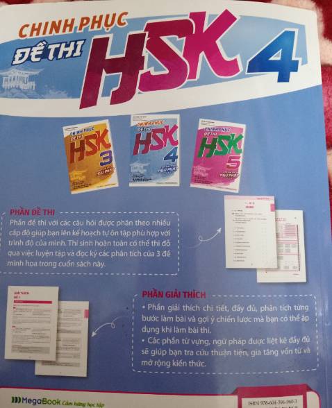 Sách giải thích các câu trong từng đề chi tiết, cụ thể, khá dễ hiểu. Mỗi câu giải thích đều có kèm nghĩa từ mới giúp gia tăng vốn từ vựng và có các tip, các mẹo làm bài giúp đạt điểm cao khá logic, bổ ích