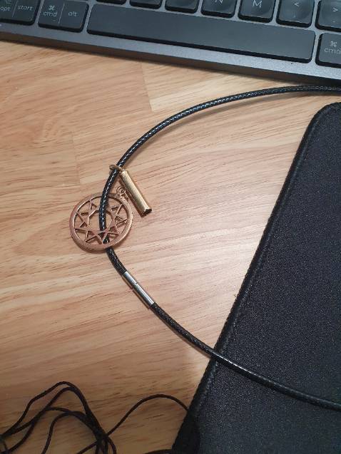 Mẫu hàng chất lượng cao, khóa looking mechanism is superior. Fast shipping, very happy with quality product