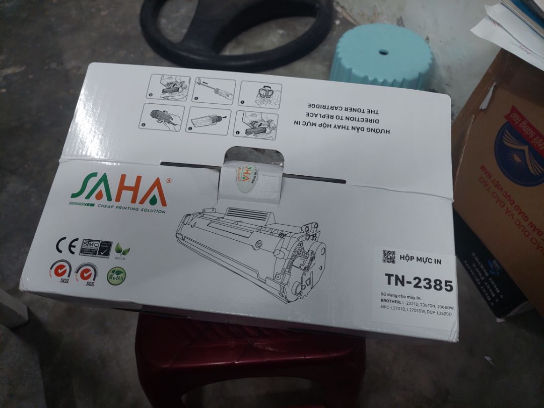 Mình nhận được hàng nhanh hơn so với dự kiến. Hộp mực đúng loại, hàng đóng gói chỉnh chu, chất lượng mực in rõ nét, đồng đều, không lem mực, mực bền, gôm tẩy không ảnh hưởng chữ. So với giá đem hộp mực đi bơm thì mua hộp mới ngang giá, vậy nên mình thấy mua mới lợi hơn.