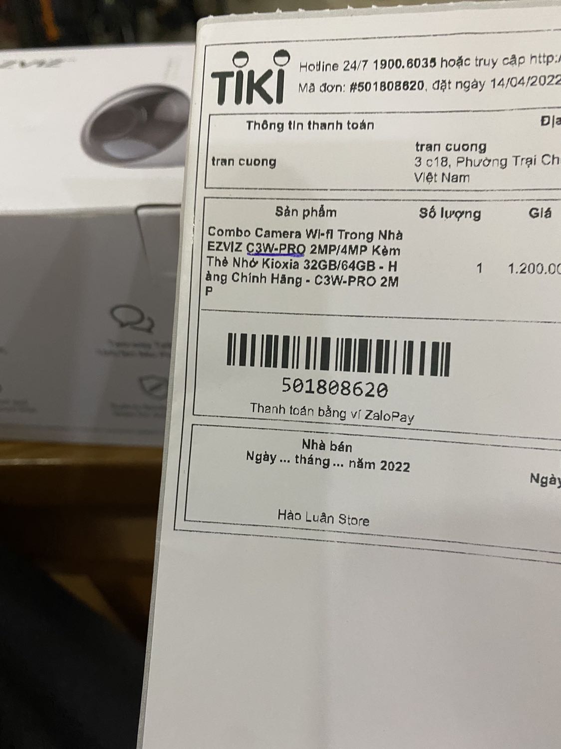 nhà bán hàng giao hàng không đúng chủng loại như đã đặt mua. đề nghị đổi trả lại hàng và giao hàng mới đúng như chủng loại như trong đơn mua hàng