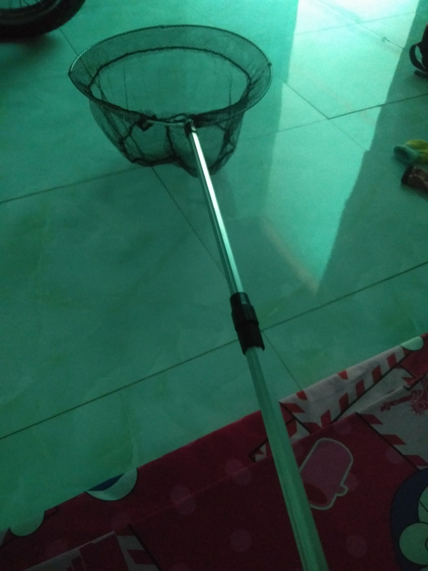 hàng đóng gói kỉ. gọn gàng khi đi câu.. chỉ cần xếp nhỏ là bỏ vừa.. lại rất hợp túi tiền. nên mua