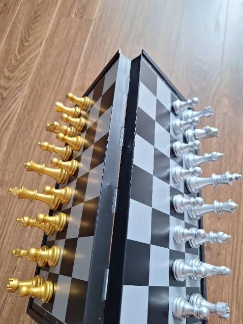 Bộ này đẹp thật, cao cấp thật, tôi mê rồi nhé! Bộ này đẹp thật, cao cấp thật, tôi mê rồi nhé!