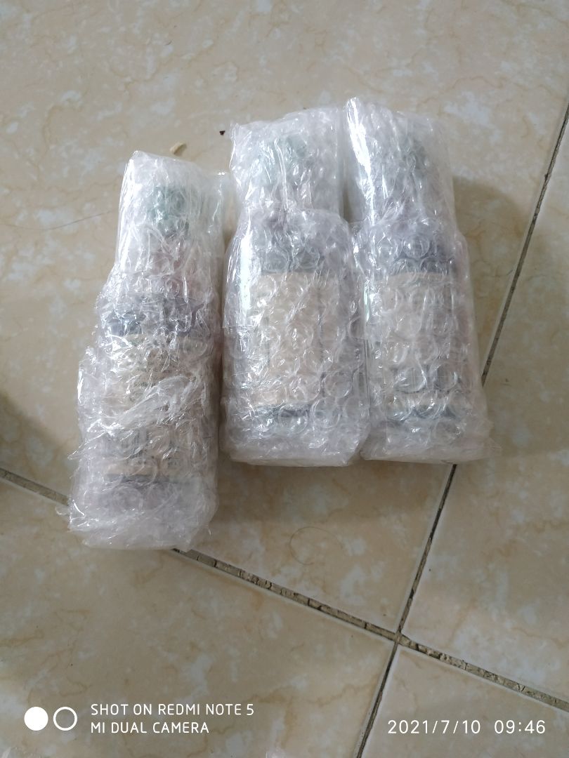 nước mằm nhạt, thơm. giao hàng nhanh. nên mua cho bé ăn dặm