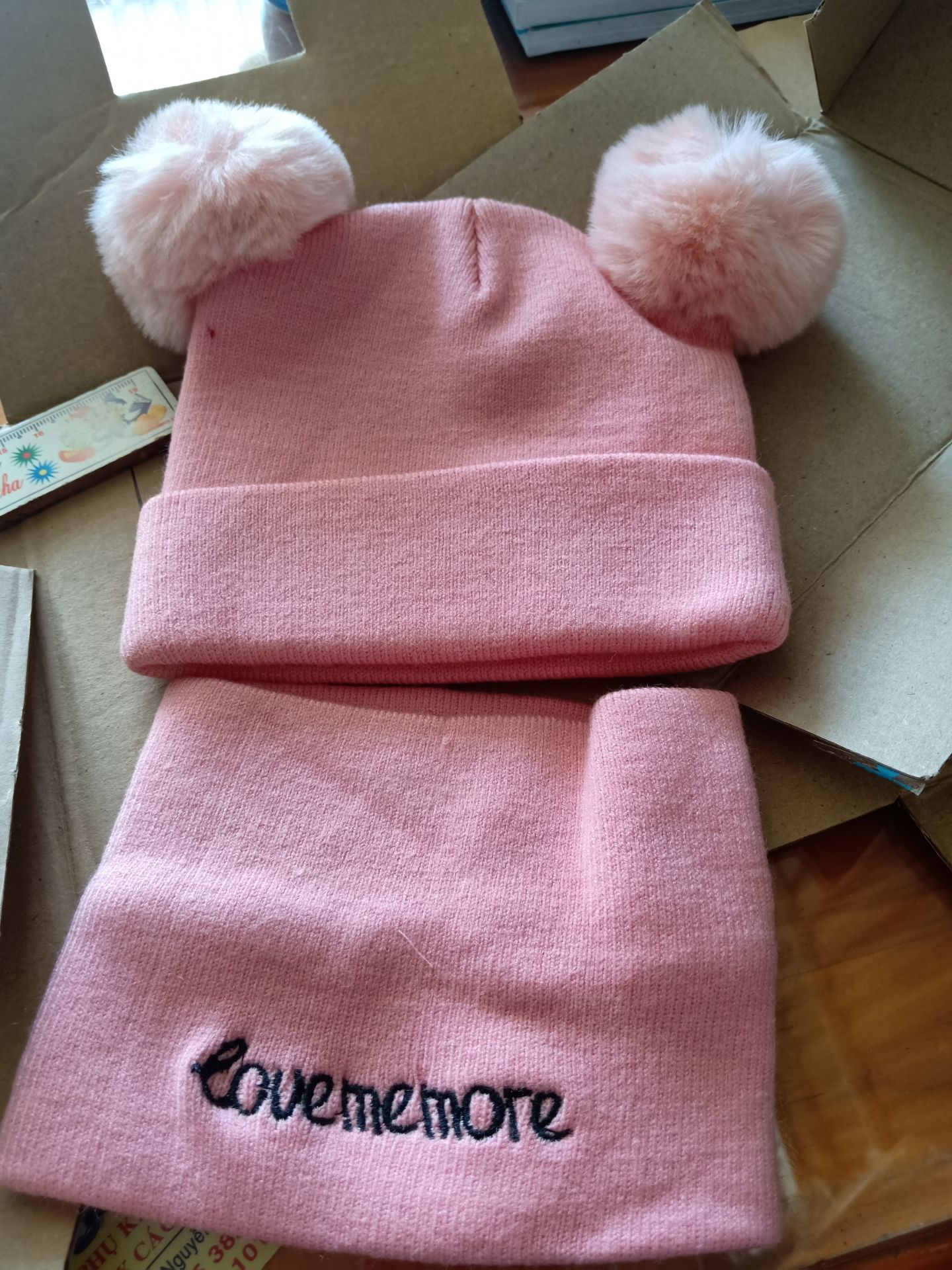 chất lượng tuyệt vời, shipper nhiệt tình
Nón màu hồng rất đẹp nha mọi người, vải rất mịn.Con mình đội lên rất cute.Sẽ tiếp tục đồng hành cùng tiki