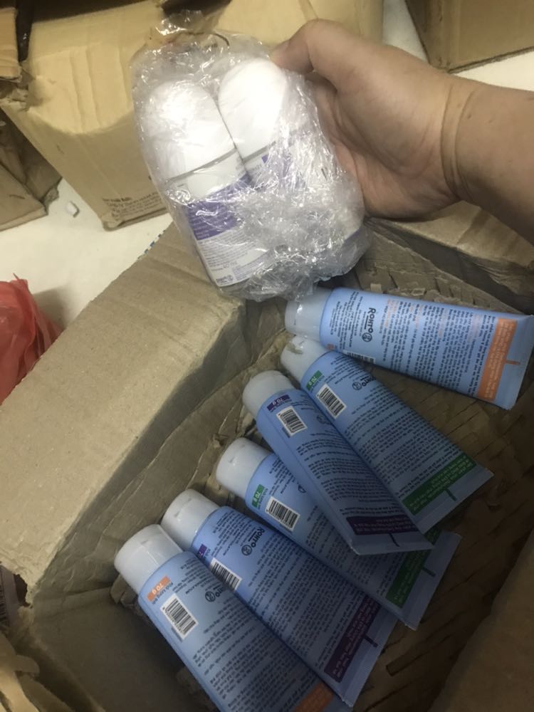 Hài lòng lắm, thơm, dễ sử dụng, giá sale nên mua được rẻ. Thích quá! Biết thế mua nhiều để dùng cả mùa