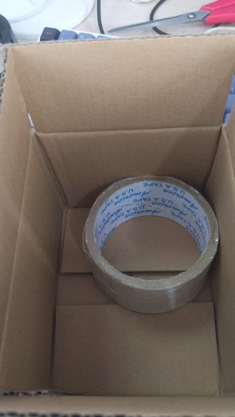 Giao hàng *** đảo, sản phẩm mình đặt là bộ 5 muỗng nhưng nhận là một cuộn băng keo