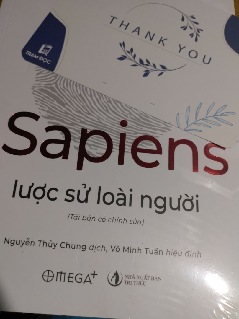 giao nhanh hơn so với dự kiến, đóng gói rất kĩ càng, sách đẹp và không bị cong góc. nghe nhiều người review về sách nên mình đọc thử, chắc sẽ thú vị