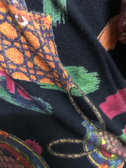 Nhận hàng nhưng chưa có time đọc. Giao hàng nhanh đóng gói cẩn thận.