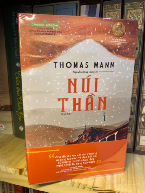 Lần này mình rất hài lòng về sản phẩm,sản phẩm được đóng gói bằng bọc chống sốc nên không có bị hư hại gì cả.Lần này mình vô cùng vui và trải nghiệm cực kỳ tốt khi mua hàng lần này.Mong lần tiếp theo có mua một boxset nào đó, thì mình sẽ được đóng gói như thế này tiếp(mong Tiki sẽ tiếp thu ạ!).10 điểm cho lần mua này!