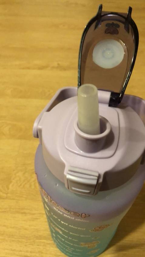 Bình to, đẹp, shop đonga hàng cẩn thận, giao hàng nhanh, bình nước dày dặn, k hội nhưa. Oke các bác ạ