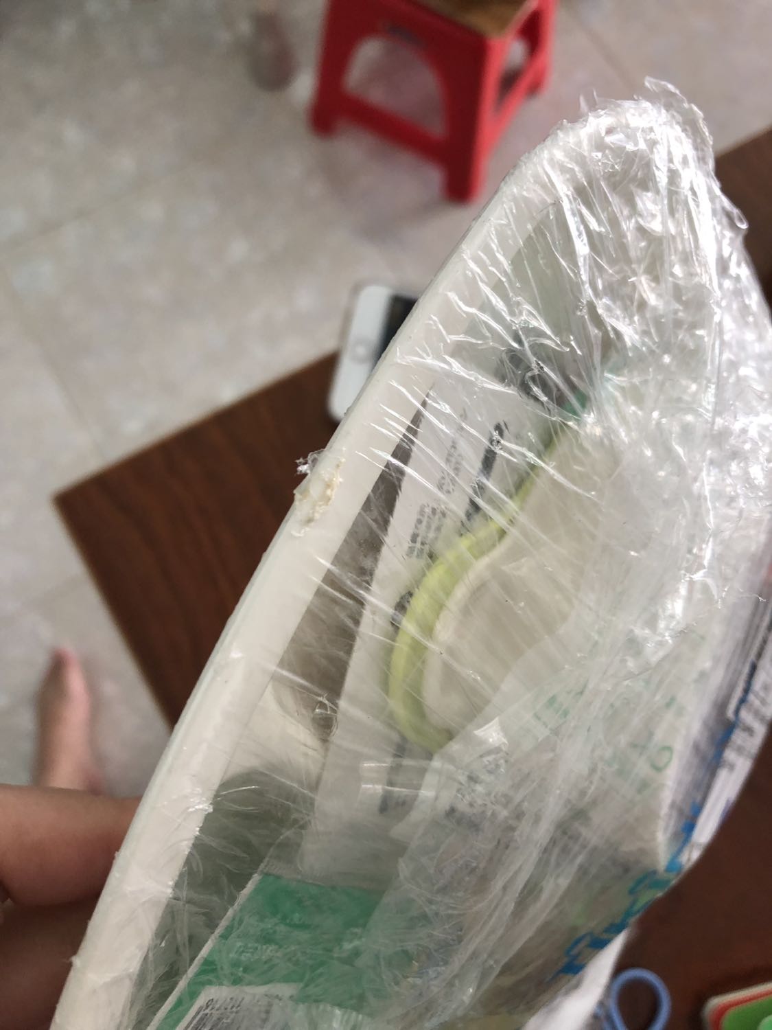 Gói hàng chỉ bằng bọc cuốn,làm trầy hết dĩa!mua 1 lần ko quay lại nữa đâu