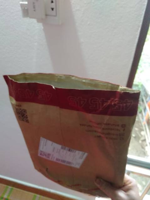 Đã nhận hàng. Giao hàng nhanh, đúng chủng loại.Định cho 5 sao. Nhưng có 1 số cái k hài lòng:
1. Gói hàng có dấu hiệu bóc xé, qua sử dụng.
2. Tổng đơn hàng 105k, nhưng nhân viên giao hàng thu 145k.