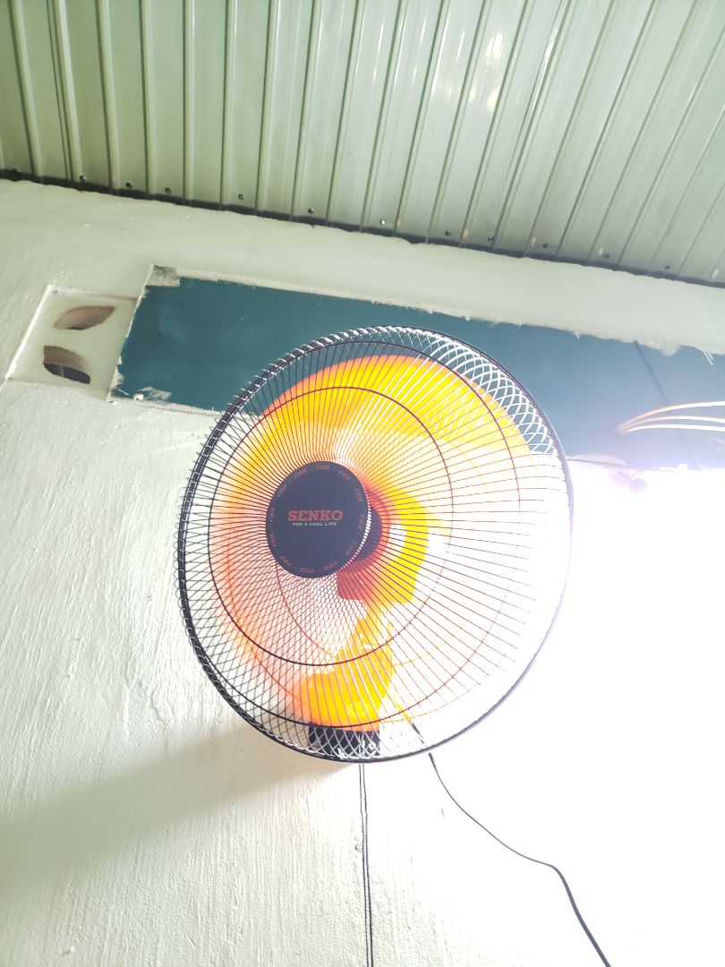 Quạt chạy rất im,dễ lắp đặt, tiki now giao hàng nhanh,có giấy bảo hành đầy đủ , cảm ơn shop và tiki. Quạt chạy rất im,dễ lắp đặt, tiki now giao hàng nhanh,có giấy bảo hành đầy đủ , cảm ơn shop và tiki.