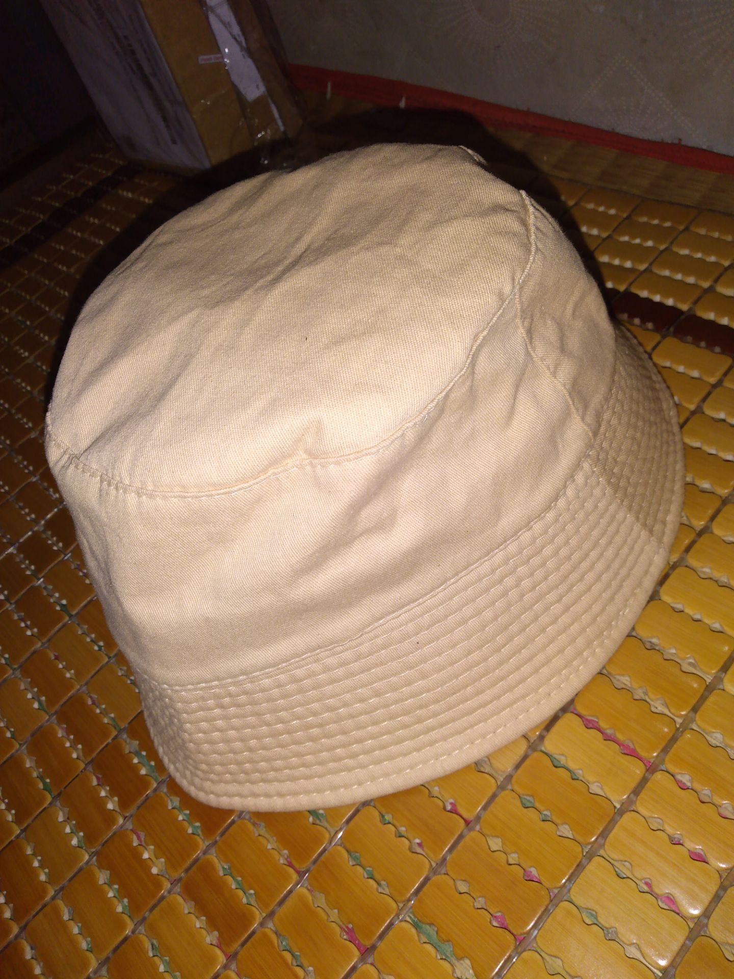 hàng đẹp nha mấy bạn đầu to thì đừng mua đội nhìn haiz