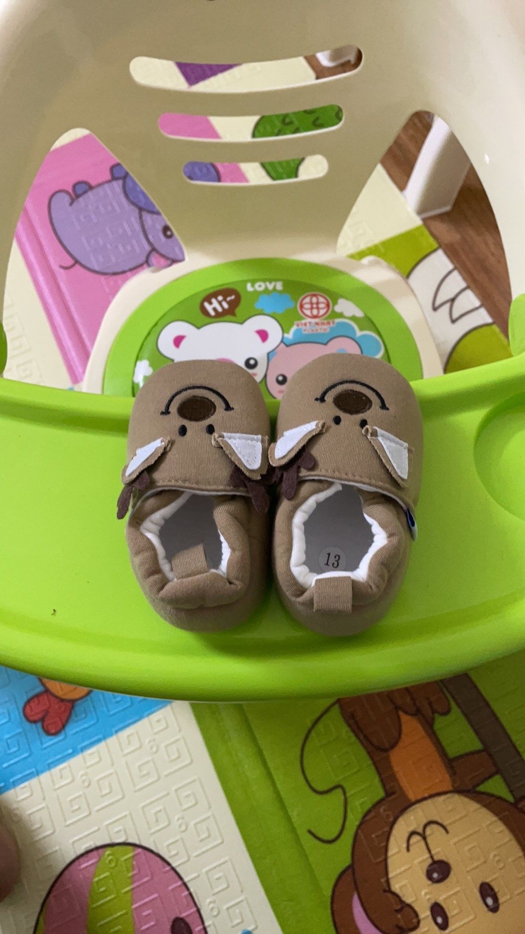 Ghế chắc chắn lắm luôn, hàng chuẩn chính hãng, đẹp, rất phù hợp cho bé tập ăn Ghế chắc chắn lắm luôn, hàng chuẩn chính hãng, đẹp, rất phù hợp cho bé tập ăn