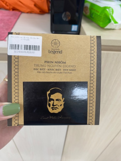 Phin đẹp, nhìn k mỏng manh như phin nhôm thường, có vẻ cứng cáp, đóng hộp lịch sự