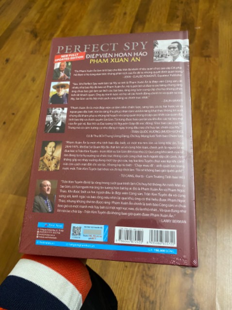 Đóng gói rất cẩn thận, sách mới tinh, nói chung là ko chê đc điểm nào.