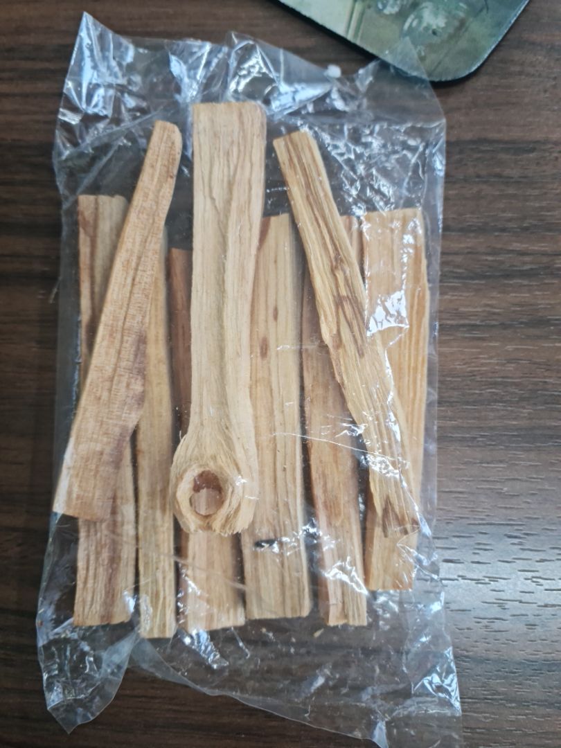 hàng giao bị thiếu. mua và thanh toán 10 thanh nhưng chỉ giao 9 thanh