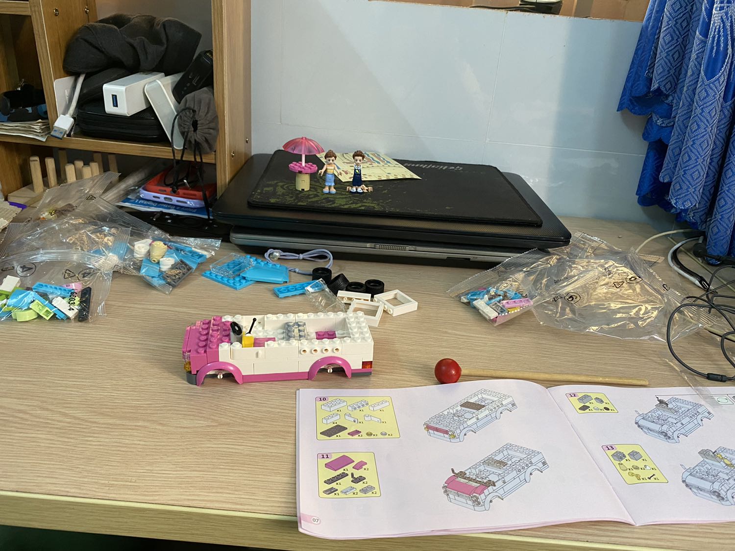 Đẹp, đủ chi tiết, ráp xong khá chắc tay và nặng. Mà thực sự rất nhỏ ?