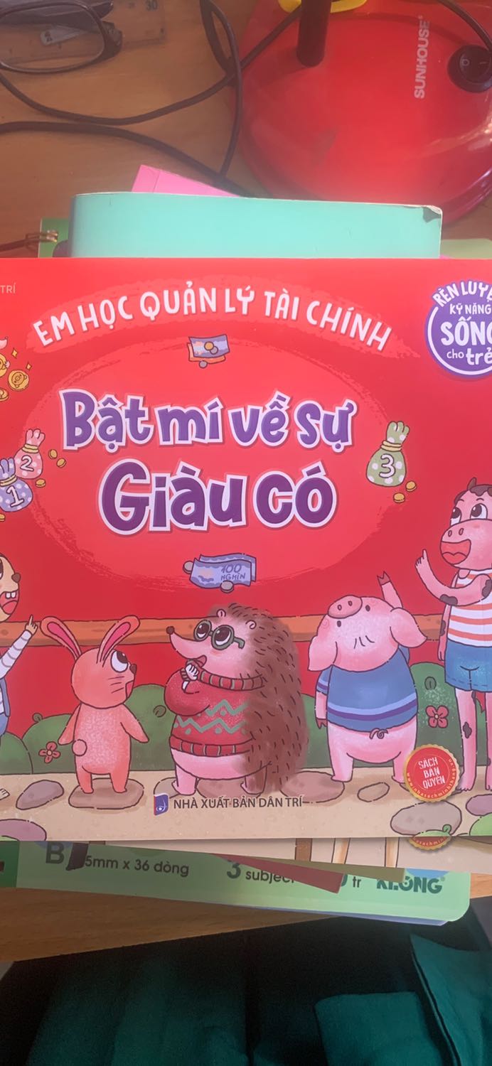 Bộ sách rất ý nghĩa dạy các con về tài chính, rất hài lòng về sản phẩm. Đóng gói cẩn thận, vận chuyển nhanh