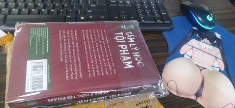 chất lượng sách thì tốt nhưng gối đồ nhìn hơi luộm thuộm, mong có chiếc hộp như tiki vẫn thường hay giao