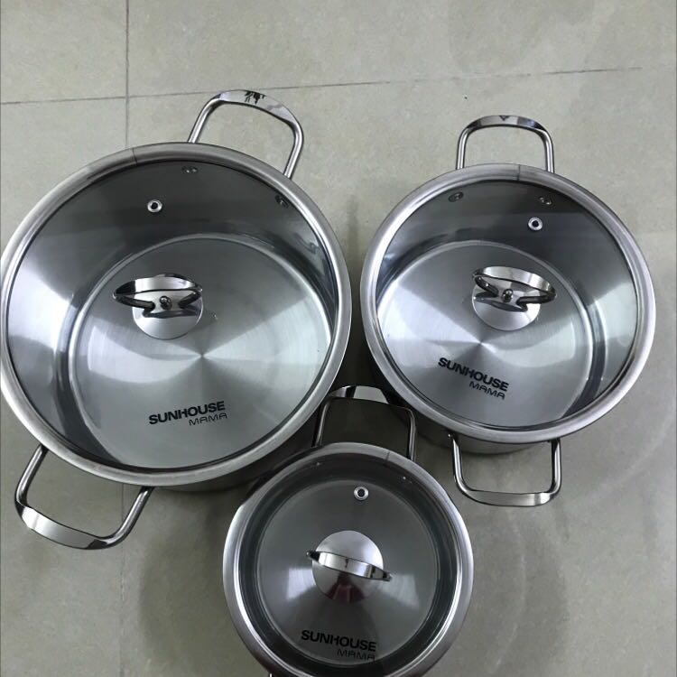 Ấn tượng đầu tiên là nồi khá chắc chắn, đóng gói cẩn thận giao hàng nhanh. Hình thức đẹp, tay cầm ko bị nóng khi nấu. Sẽ ủng hộ tiếp