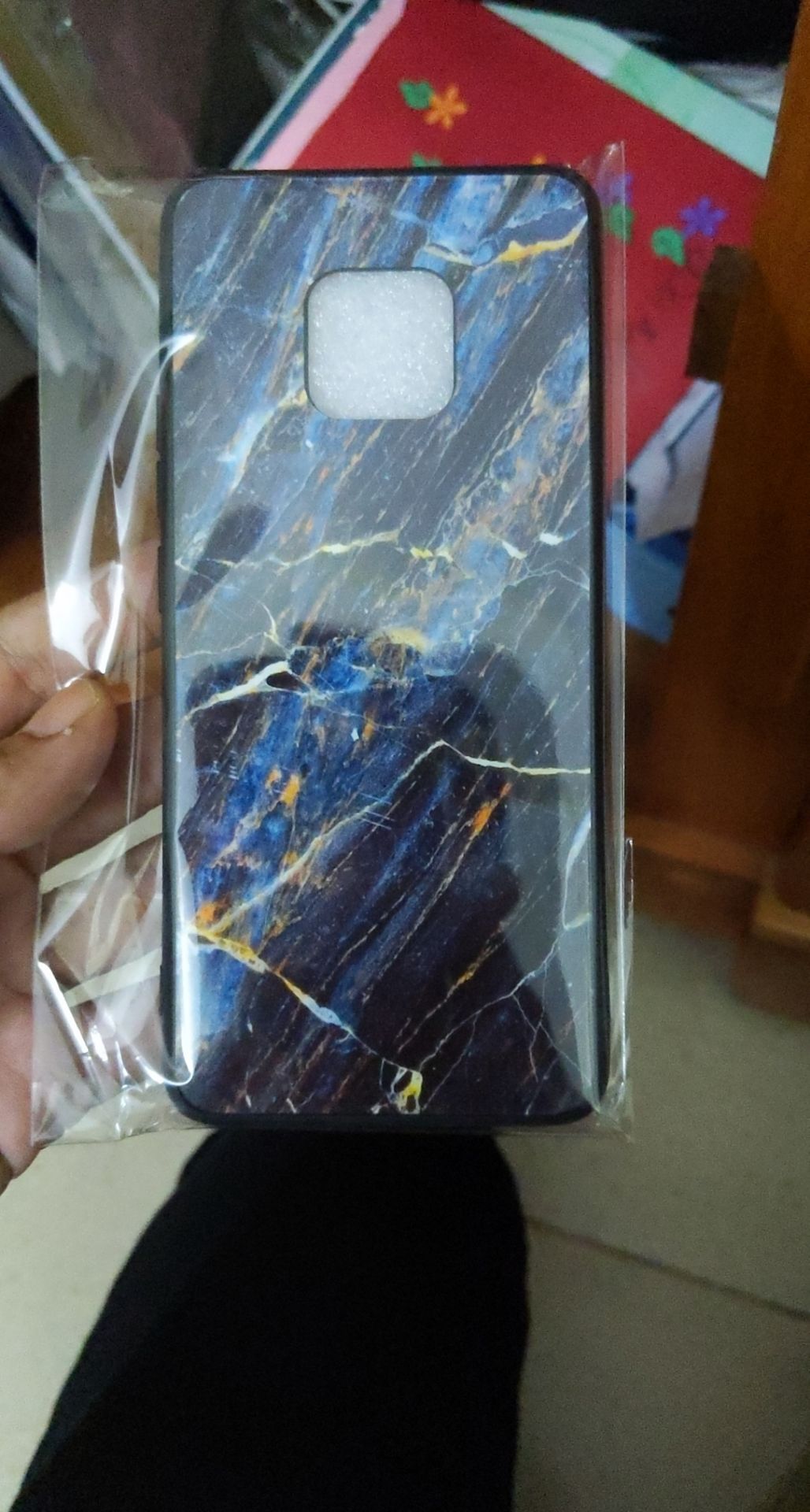 Ốp đẹp, nhưng giao hàng chậm quá. lịch giao trể 01 ngày