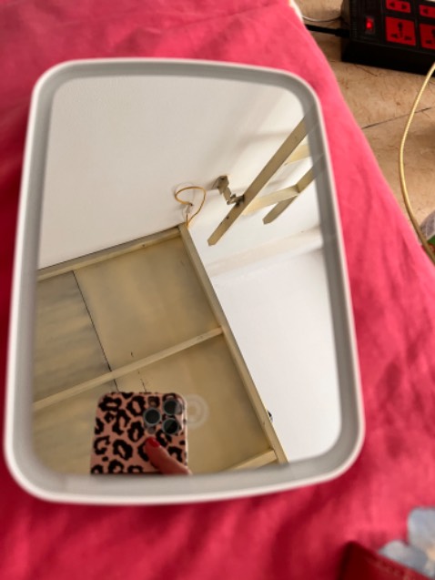 Gương đc giao khá nhanh, bọc gói cẩn thận, y như hình và sáng.
Có cả dây usb sạc
Độ bền thỳ cần sài thêm time nữa Gương đc giao khá nhanh, bọc gói cẩn thận, y như hình và sáng.
Có cả dây usb sạc
Độ bền thỳ cần sài thêm time nữa