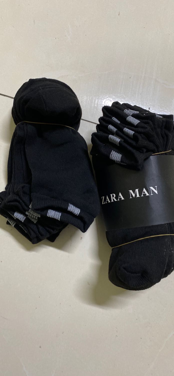 Giao hàng không đúng sản phẩm trong hình trên web!