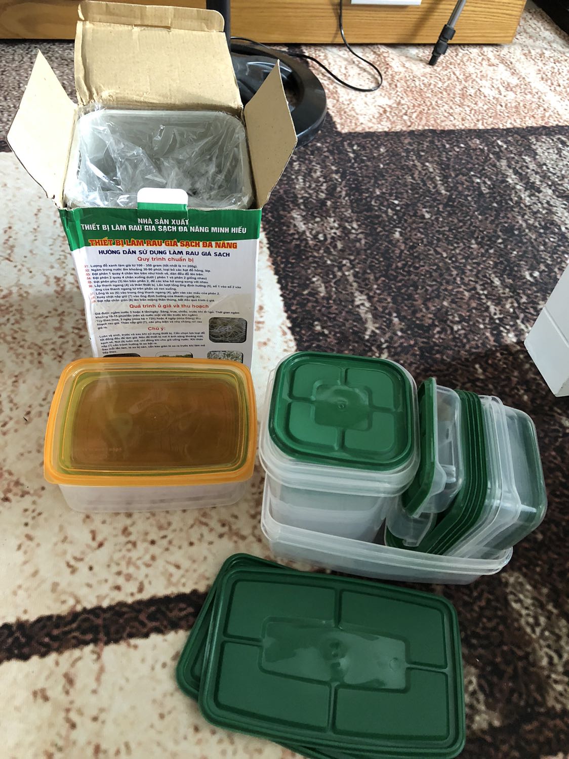 Mua đựng đồ cho gọn sạch tủ lạnh và bếp