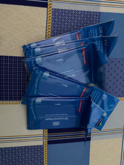 Thấm dầu tốt nhưng giao hàng hơi muộn Thấm dầu tốt nhưng giao hàng hơi muộn