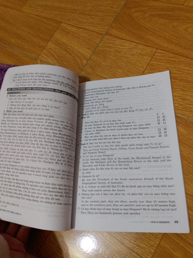 Giao hàng nhanh, đóng gói cẩn thận.
Nội dung sách được trình bày chi tiết, rõ ràng, logic.