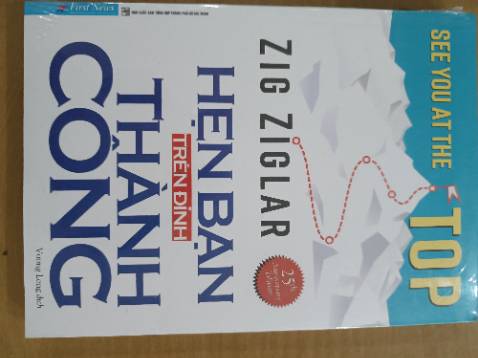 Sau khi đọc bằng eBook, quyết định đặt sách giấy về để đầu giường.
Mỗi chương đều vô cùng quan trọng. Dù mở sách và đọc chương bất kỳ nào, vẫn thấy hay và bổ ích.
Sách đc bọc kỹ và đẹp.