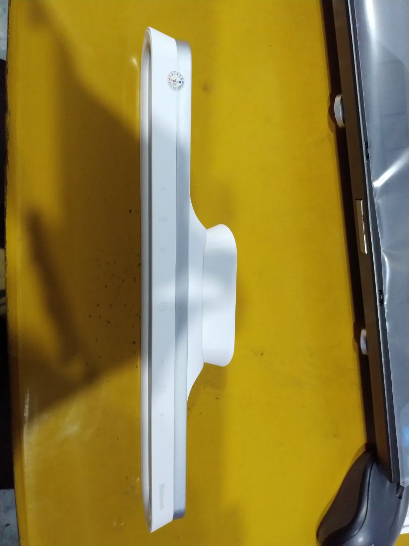 đèn đẹp, dùng tốt nhưng trừ shop 1 sao vì giao thiếu. tuy shop đã giao bổ sung nhưng làm trẻ con bị mất hứng