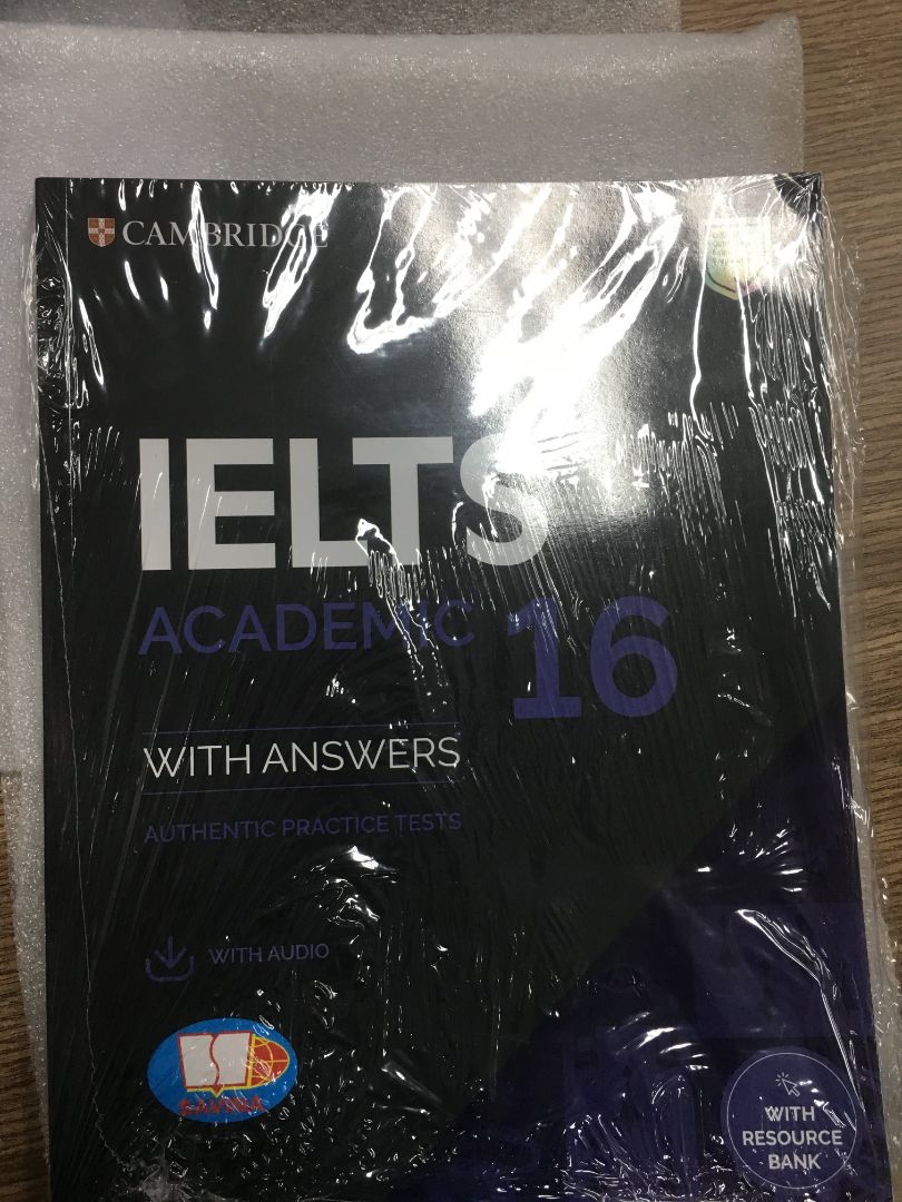 sách đóng gói ổn. sách vẫn còn mới và nguyên vẹn