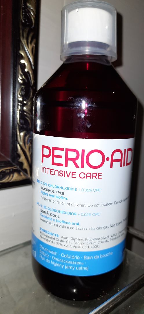 loại này cay hơn kin, vị đắng hơn. súc miệng xong, cảm giác đắng, khô họng và lưỡi, luôn khát nước.