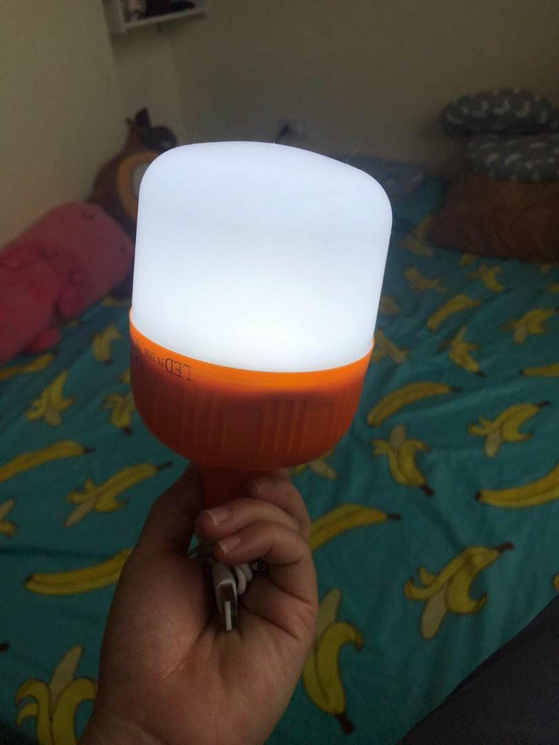 Giao hàng nhanh, bóng sáng ok, đóng gói tốt, nói chung phải dùng 1 tg mới biết có bền ko