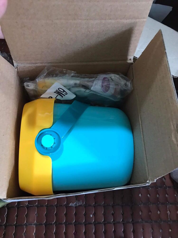 Mình đặt 2 yếm, đã thanh toán, shop gửi có 1 yếm. Shop kiểm tra lại đơn và bổ sung hàng giúp mình