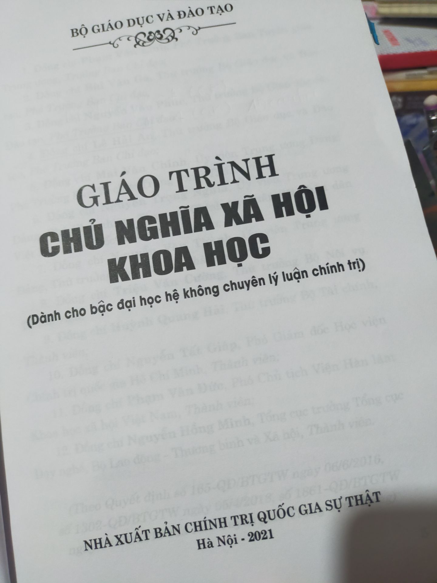 Sách gói quá kỹ lưỡng. Chất lượng này thì tiki đứng đầu gòi. Sách đẹp nữa.